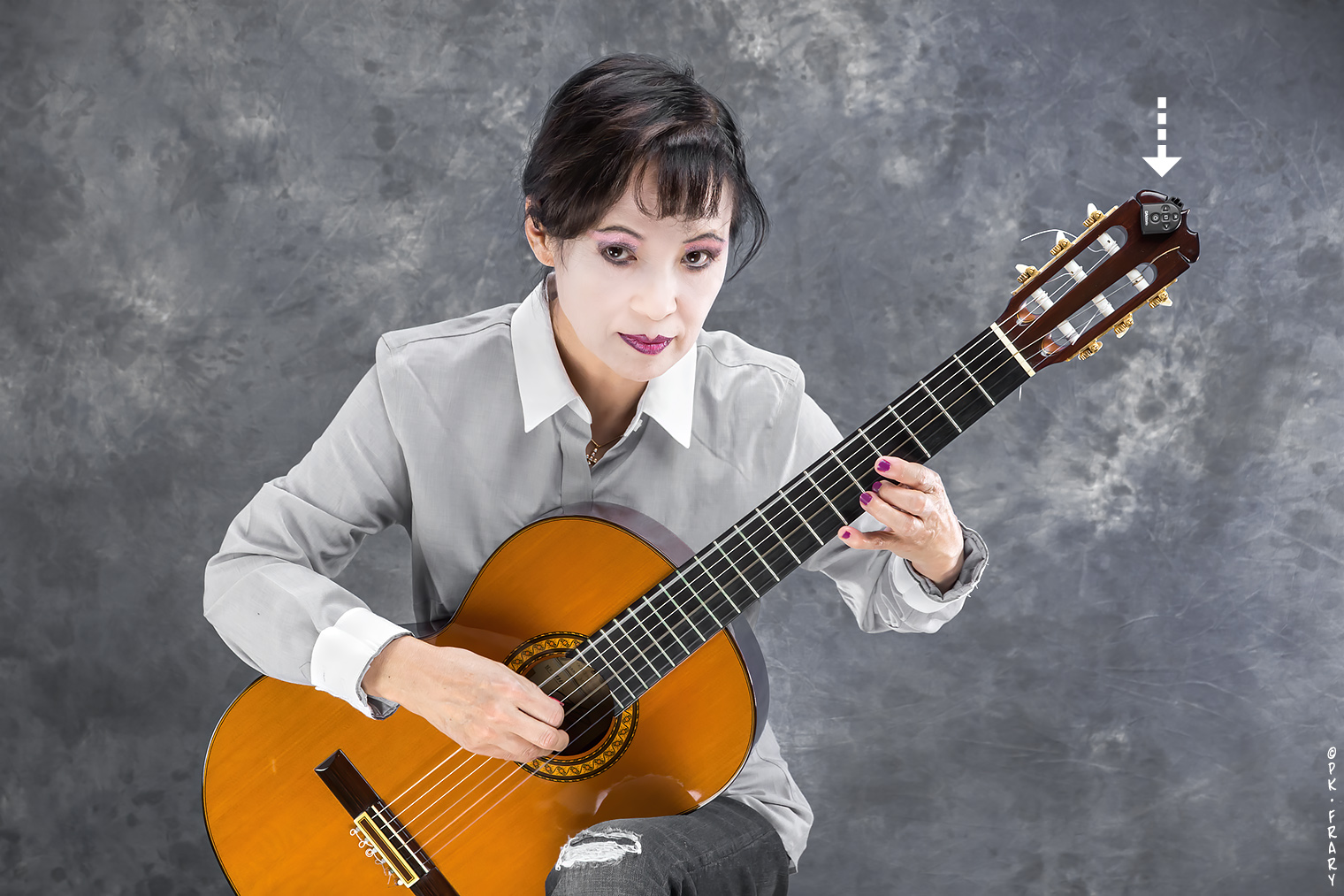 woman and guitar