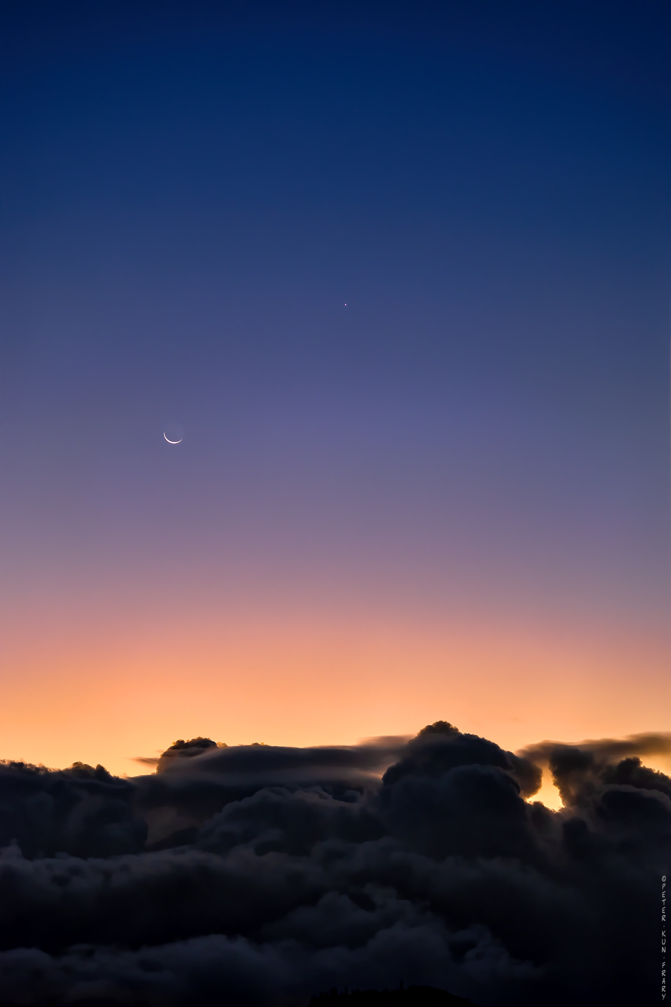 Crescent Moon Over Nuuanu Pali | Hawaii