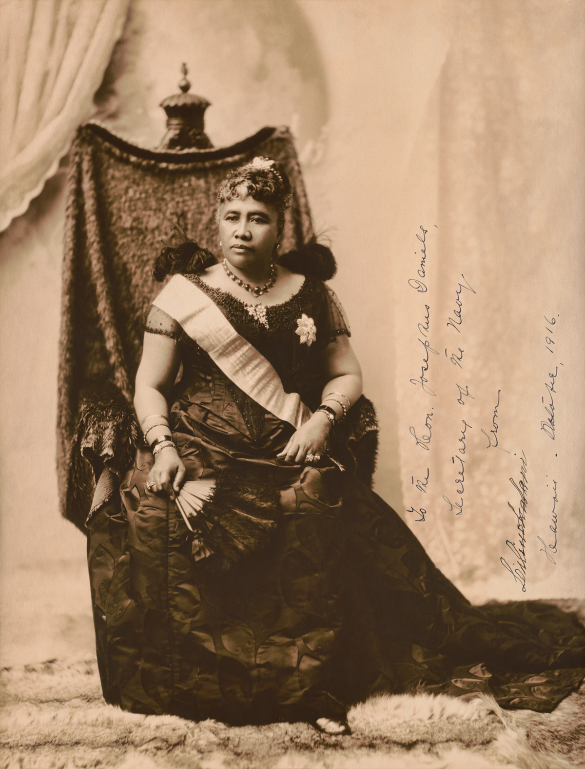 Liliuokalani_1891