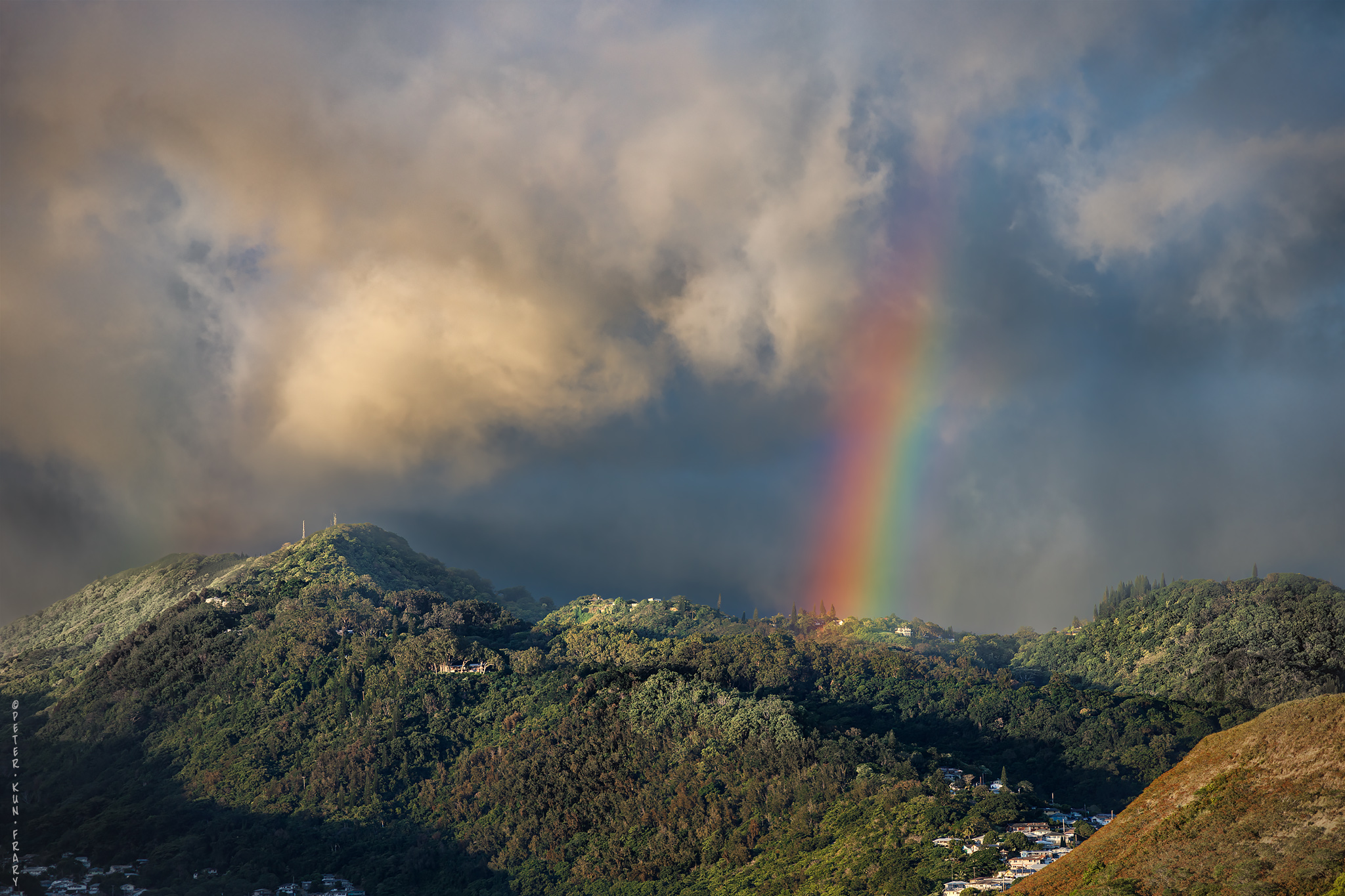 Tantalus Sky | ©Peter Kun Frary
